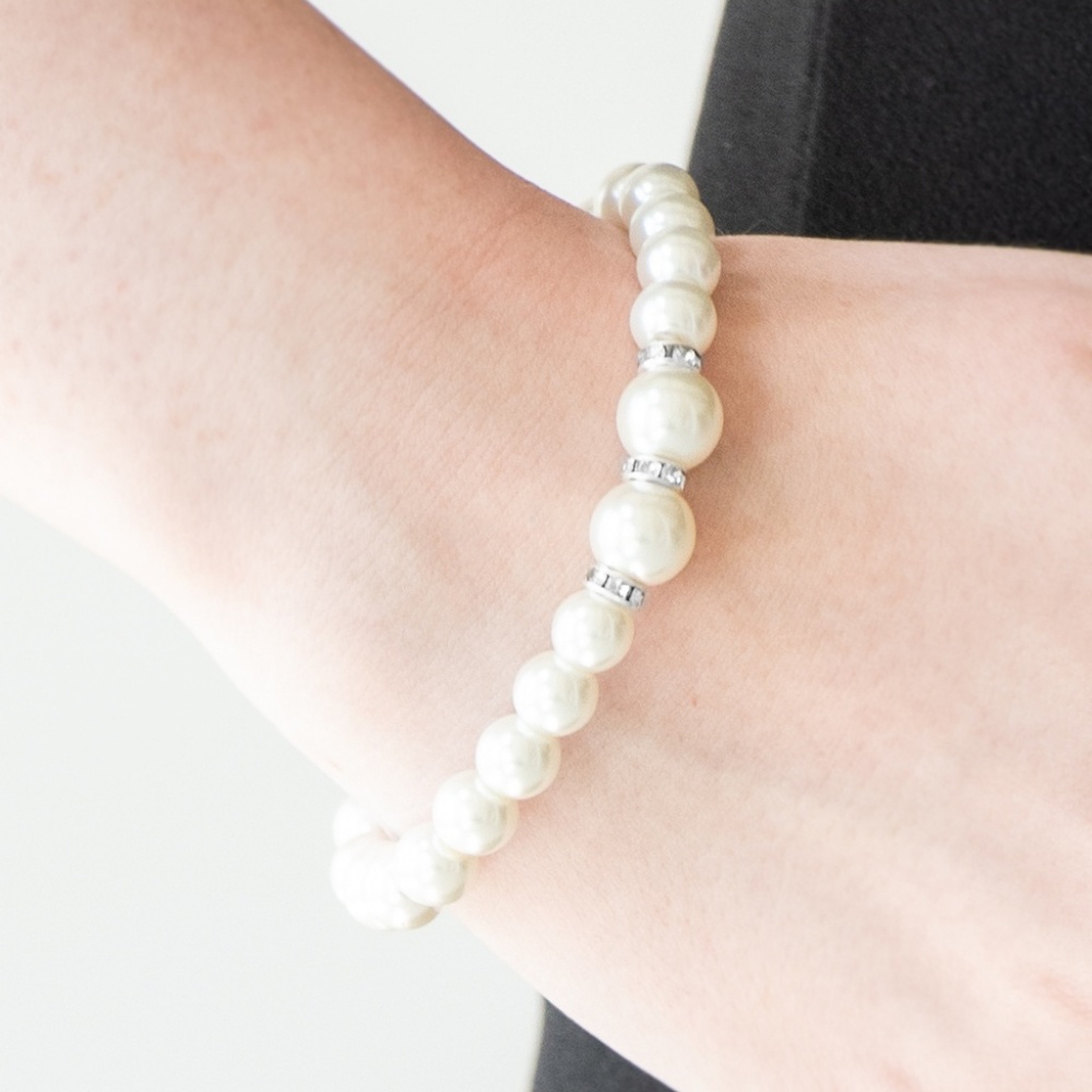 Sold out White Bracelet